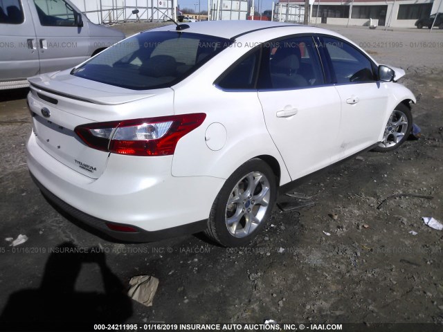 1FAHP3J28CL413342 - 2012 FORD FOCUS TITANIUM WHITE photo 4