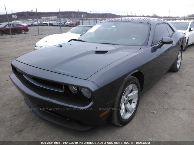 2C3CDYAG6DH549672 - 2013 DODGE CHALLENGER SXT GRAY photo 2