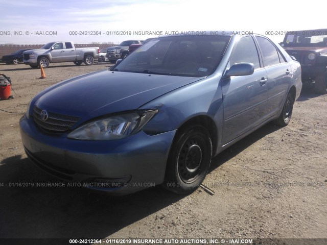 JTDBE32KX20009284 - 2002 TOYOTA CAMRY LE/XLE/SE BLUE photo 6