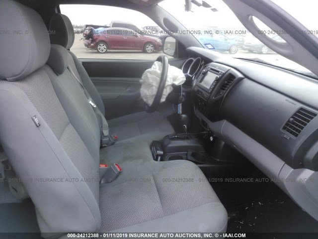 5TFNX4CN7DX029122 - 2013 TOYOTA TACOMA WHITE photo 5