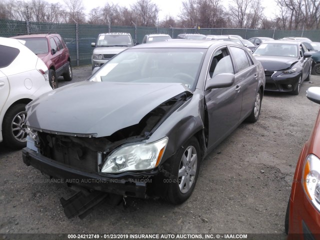 4T1BK36B57U192382 - 2007 TOYOTA AVALON XL/XLS/TOURING/LIMITED GRAY photo 2