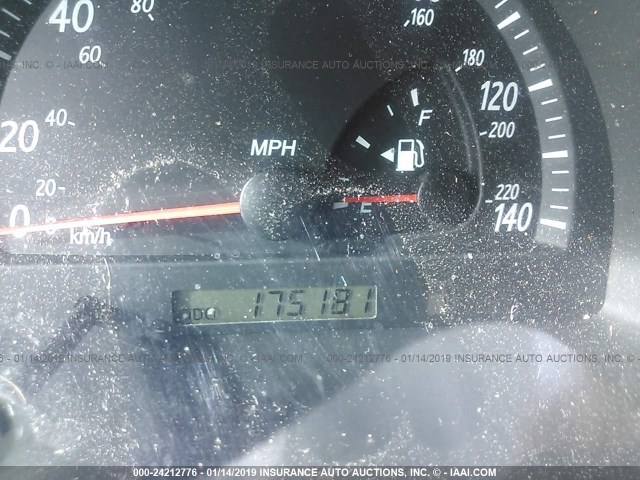 4T1BF30K82U520206 - 2002 TOYOTA CAMRY LE/XLE/SE SILVER photo 7