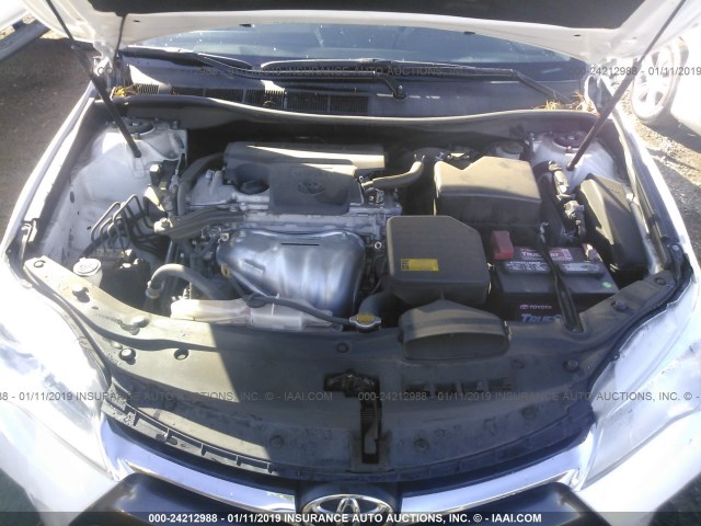 4T1BF1FK7FU931601 - 2015 TOYOTA CAMRY LE/XLE/SE/XSE თეთრი ფოტო 10