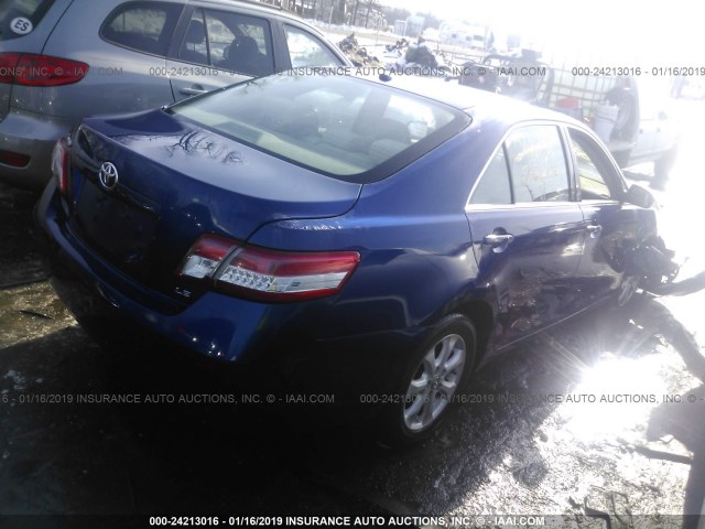 4T1BF3EKXBU662520 - 2011 TOYOTA CAMRY SE/LE/XLE 蓝色 照片 4