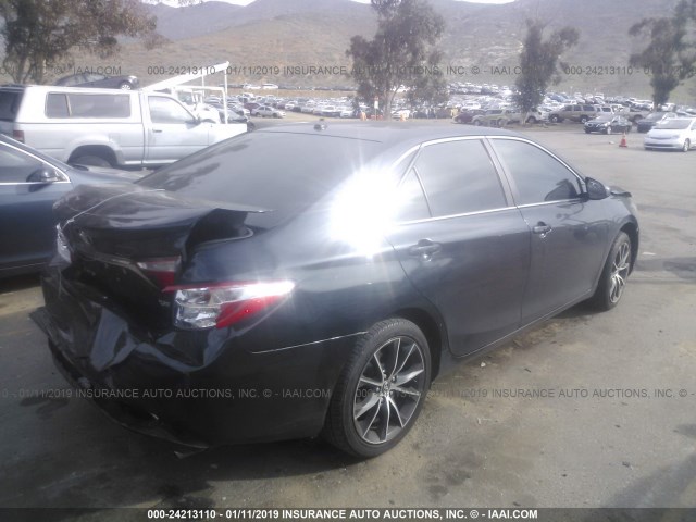 4T1BF1FK6FU914384 - 2015 TOYOTA CAMRY LE/XLE/SE/XSE GRAY photo 4