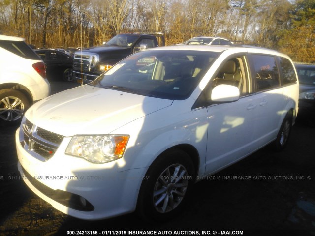 2C4RDGCGXJR360803 - 2018 DODGE GRAND CARAVAN SXT WHITE photo 2