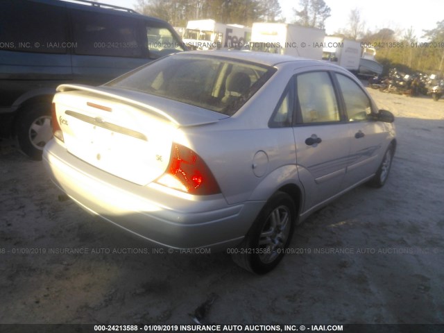 1FAFP34301W352334 - 2001 FORD FOCUS SE/SE SPORT SILVER photo 4