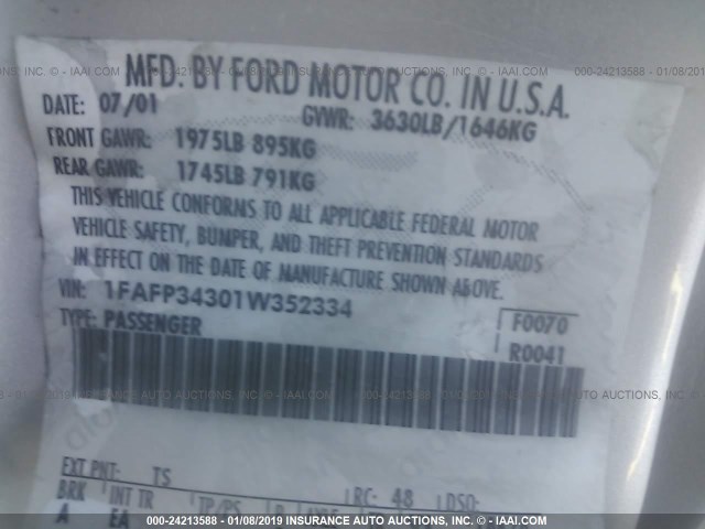 1FAFP34301W352334 - 2001 FORD FOCUS SE/SE SPORT SILVER photo 9