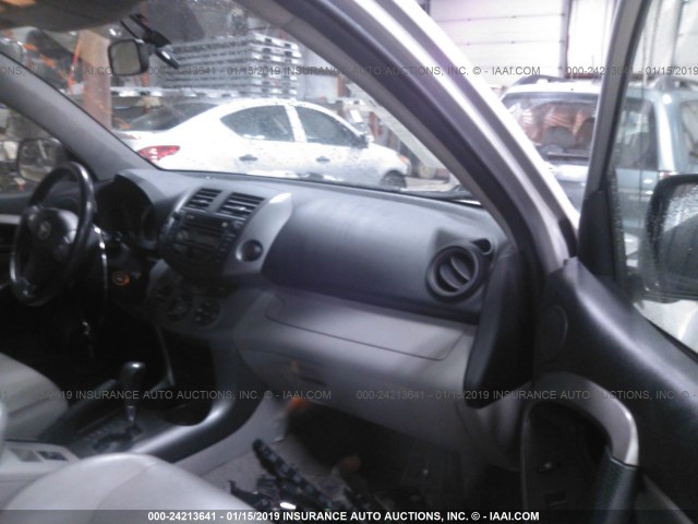 JTMBK31V475026368 - 2007 TOYOTA RAV4 LIMITED SILVER photo 5