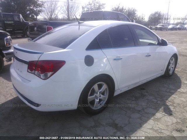 1G1PG5SB9D7107821 - 2013 CHEVROLET CRUZE WHITE photo 4