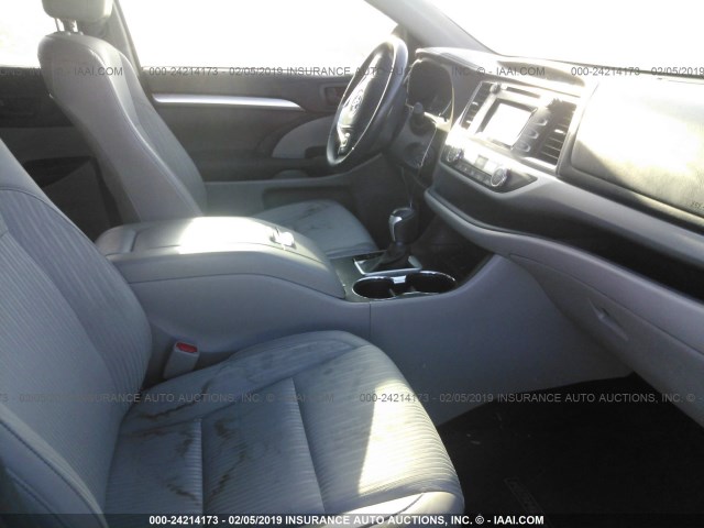 5TDBKRFH1ES029211 - 2014 TOYOTA HIGHLANDER LE/LE PLUS თეთრი ფოტო 5