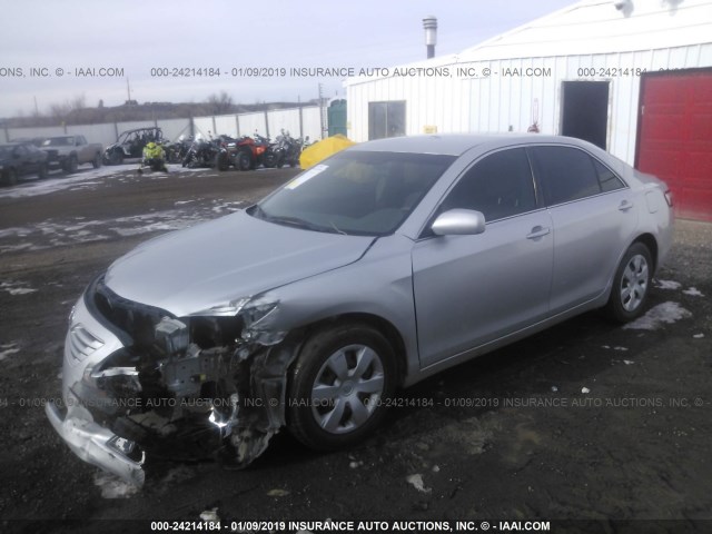 4T4BE46K28R045313 - 2008 TOYOTA CAMRY CE/LE/XLE/SE SILVER photo 2