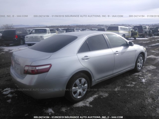 4T4BE46K28R045313 - 2008 TOYOTA CAMRY CE/LE/XLE/SE SILVER photo 4