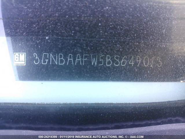 3GNBAAFW5BS649013 - 2011 CHEVROLET HHR LS Blanco foto 9