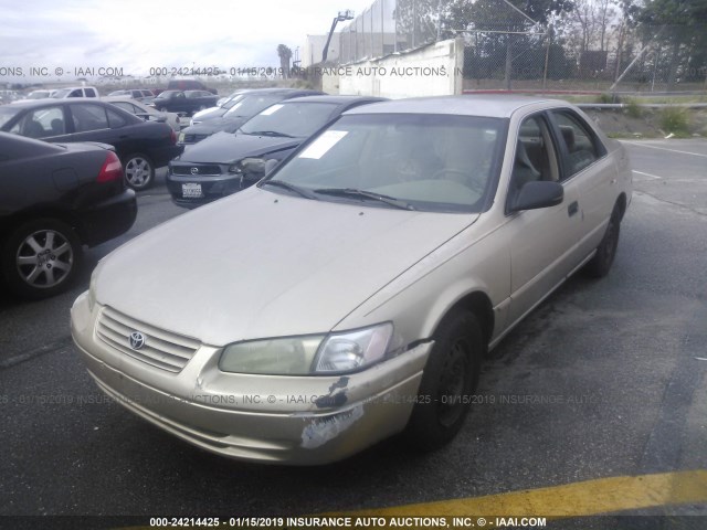 4T1BG22K8XU456759 - 1999 TOYOTA CAMRY CE/LE/XLE GOLD photo 2