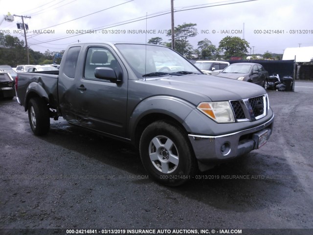 1N6AD06U08C412591 - 2008 NISSAN FRONTIER KING CAB LE/SE/OFF ROAD GRAY photo 1
