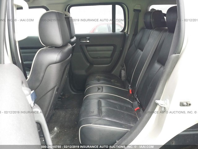 5GTEN13E588104719 - 2008 HUMMER H3 GRAY photo 8