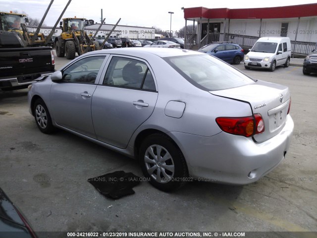 1NXBU4EE6AZ357326 - 2010 TOYOTA COROLLA S/LE/XLE SILVER photo 3