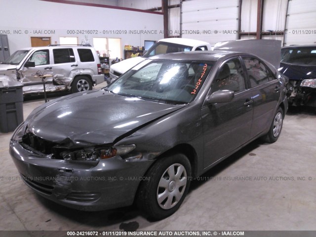 4T1BE32KX4U899194 - 2004 TOYOTA CAMRY LE/XLE/SE GRAY photo 2