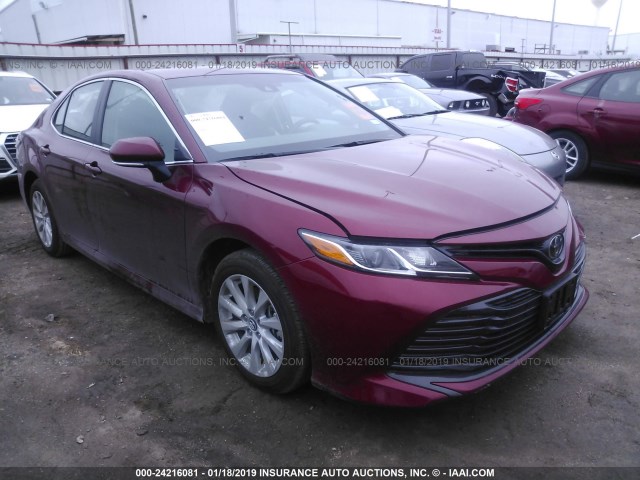 4T1B11HK9JU601866 - 2018 TOYOTA CAMRY L/LE/XLE/SE/XSE RED photo 1