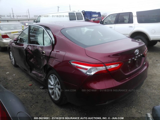 4T1B11HK9JU601866 - 2018 TOYOTA CAMRY L/LE/XLE/SE/XSE RED photo 3