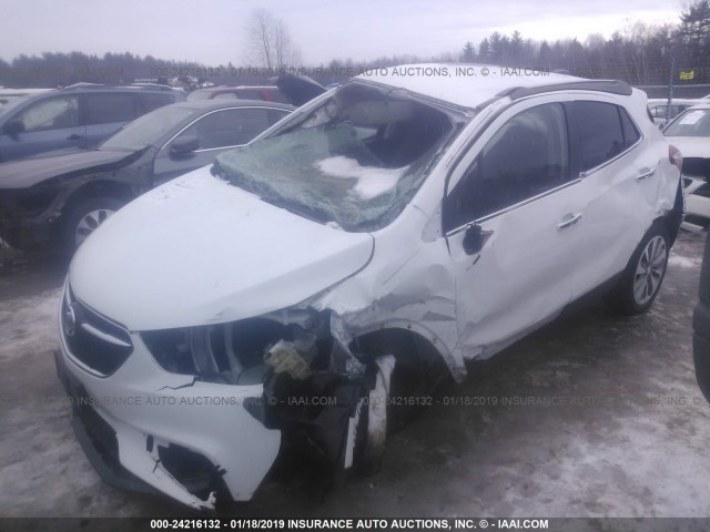 KL4CJESB3JB535118 - 2018 BUICK ENCORE PREFERRED WHITE photo 2