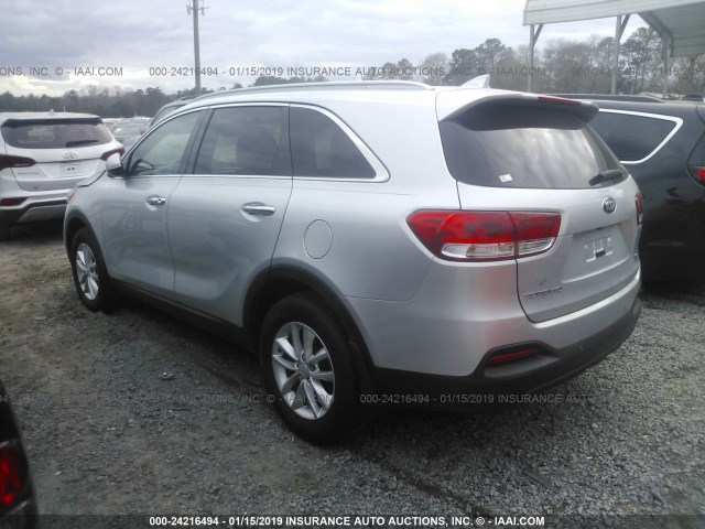 5XYPG4A39GG117008 - 2016 KIA SORENTO LX/L SILVER photo 3