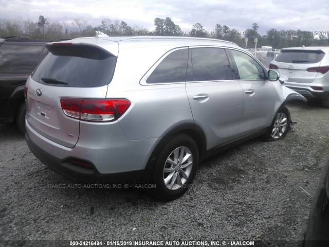 5XYPG4A39GG117008 - 2016 KIA SORENTO LX/L SILVER photo 4