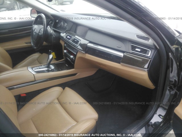 WBAKC6C52AC393345 - 2010 BMW 750 I/XDRIVE BLACK photo 5