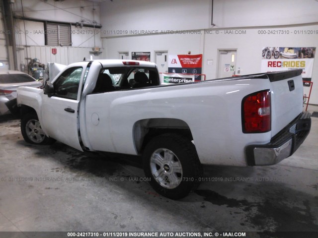 1GCEC14X58Z172512 - 2008 CHEVROLET SILVERADO C1500 WHITE photo 3