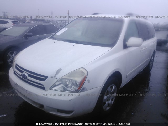 KNDMB233966088887 - 2006 KIA SEDONA EX/LX WHITE photo 2