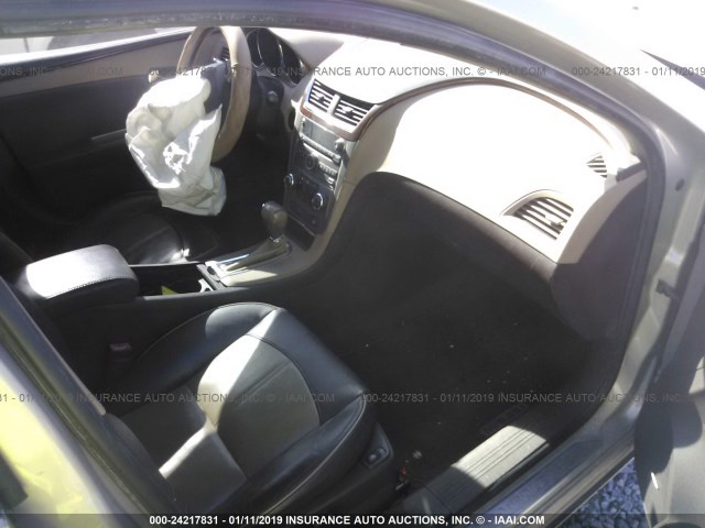1G1ZE5EB8AF207047 - 2010 CHEVROLET MALIBU LTZ ოქროსფერი ფოტო 5