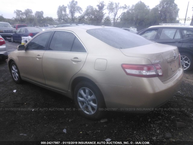 4T1BF3EK6BU224609 - 2011 TOYOTA CAMRY SE/LE/XLE BEIGE photo 3