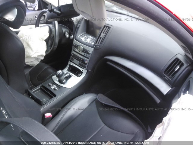 JNKCV66E09M723775 - 2009 INFINITI G37 SPORT RED photo 5