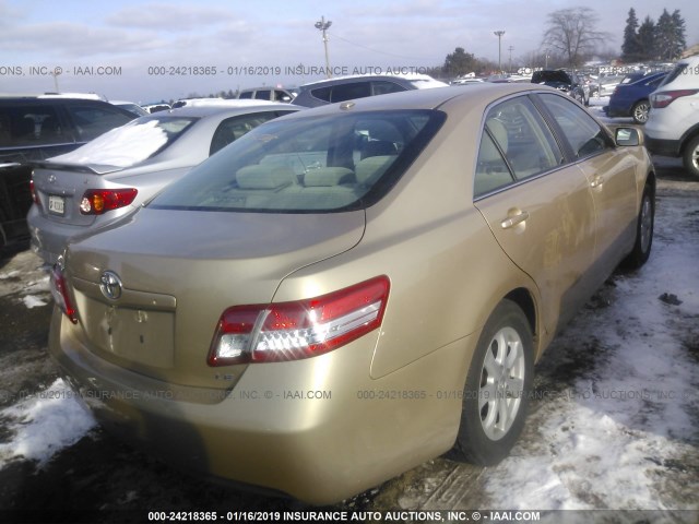 4T1BF3EK4BU218999 - 2011 TOYOTA CAMRY SE/LE/XLE 金色 照片 4