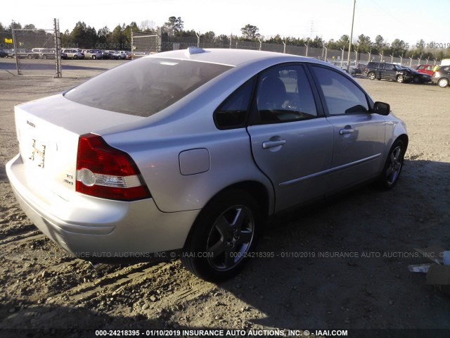 YV1MH682752095648 - 2005 VOLVO S40 T5 SILVER photo 4