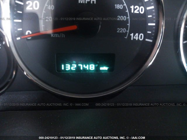 1J8HH48N86C156855 - 2006 JEEP COMMANDER GRAY photo 7