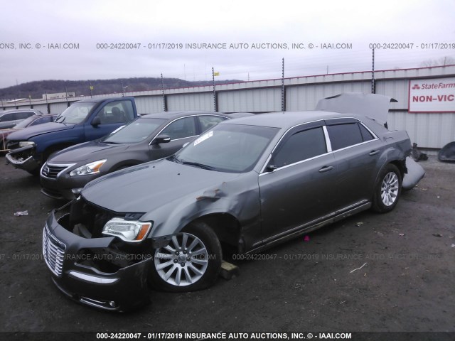 2C3CCAAG8CH107842 - 2012 CHRYSLER 300 GRAY photo 2