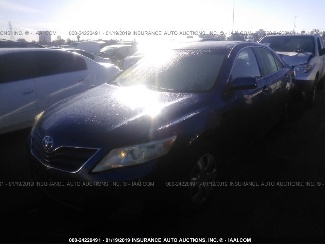 4T4BF3EK6BR146676 - 2011 TOYOTA CAMRY SE/LE/XLE 蓝色 照片 2