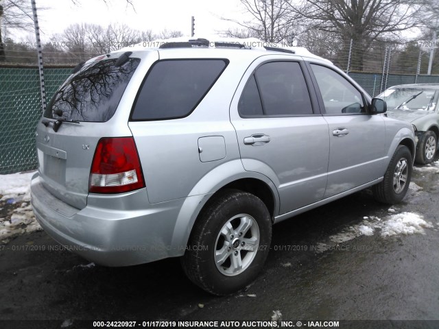 KNDJC733435170623 - 2003 KIA SORENTO EX/LX SILVER photo 4