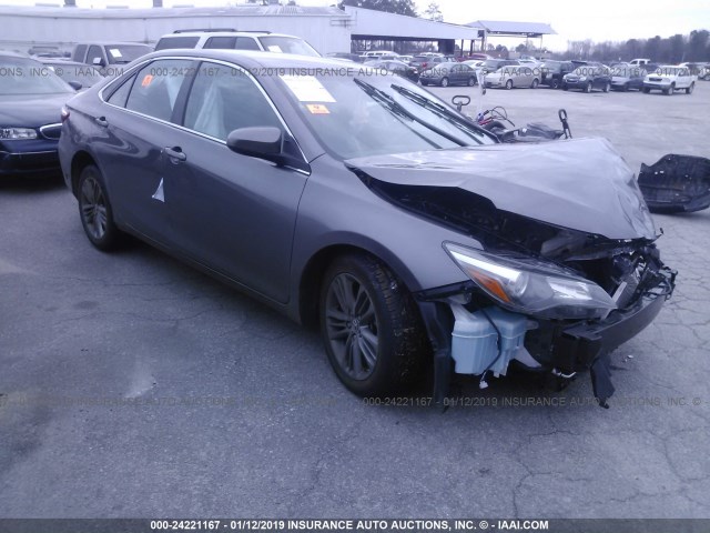 4T1BF1FK9FU970898 - 2015 TOYOTA CAMRY LE/XLE/SE/XSE GRAY photo 1
