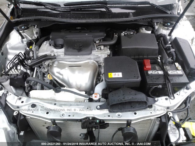 4T1BF1FK3HU802984 - 2017 TOYOTA CAMRY LE/XLE/SE/XSE 灰色 照片 10