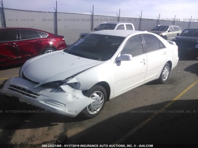 4T1BE32K94U287956 - 2004 TOYOTA CAMRY LE/XLE/SE WHITE photo 2