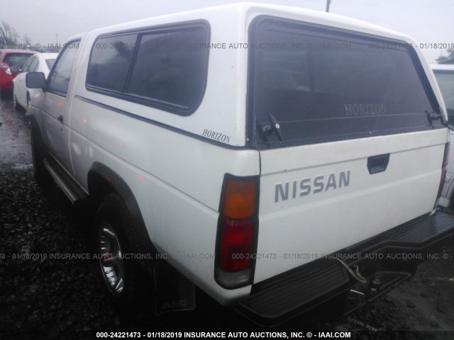 JN6ND11Y8GW003088 - 1986 NISSAN D21 SHORT BED WHITE photo 3