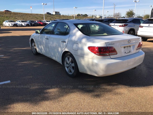 JTHBA30G855119086 - 2005 LEXUS ES WHITE photo 3