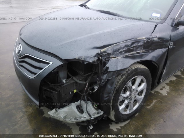 4T1BF3EK8BU665464 - 2011 TOYOTA CAMRY SE/LE/XLE 灰色 照片 6