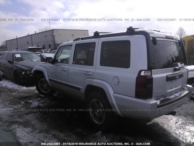 1J8HG48K68C223612 - 2008 JEEP COMMANDER SPORT SILVER photo 3