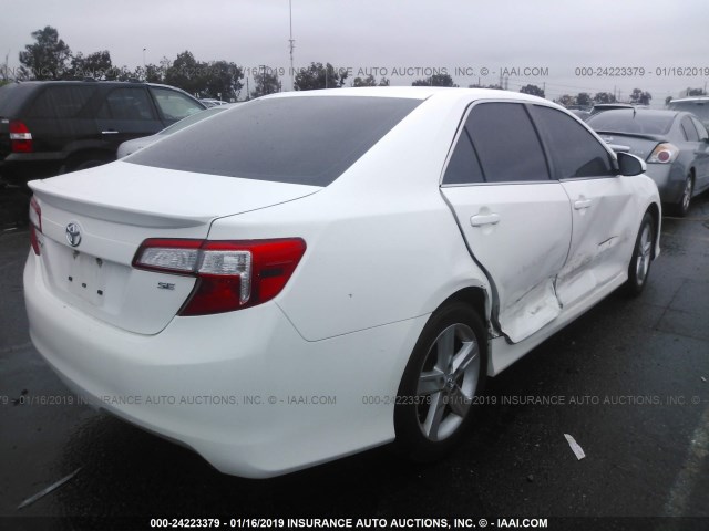 4T1BF1FK5EU796987 - 2014 TOYOTA CAMRY L/SE/LE/XLE 白色 照片 4