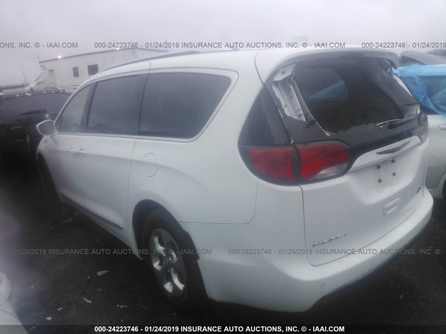 2C4RC1L7XJR105634 - 2018 CHRYSLER PACIFICA HYBRID TOURING L WHITE photo 3