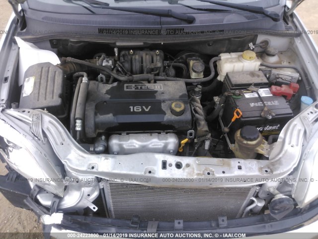 KL1TD56648B120935 - 2008 CHEVROLET AVEO LS SILVER photo 10